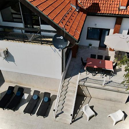 Villa Mina Kladovo, 5-Bedroom Villa With Pool For Up To 12 People Exteriér fotografie