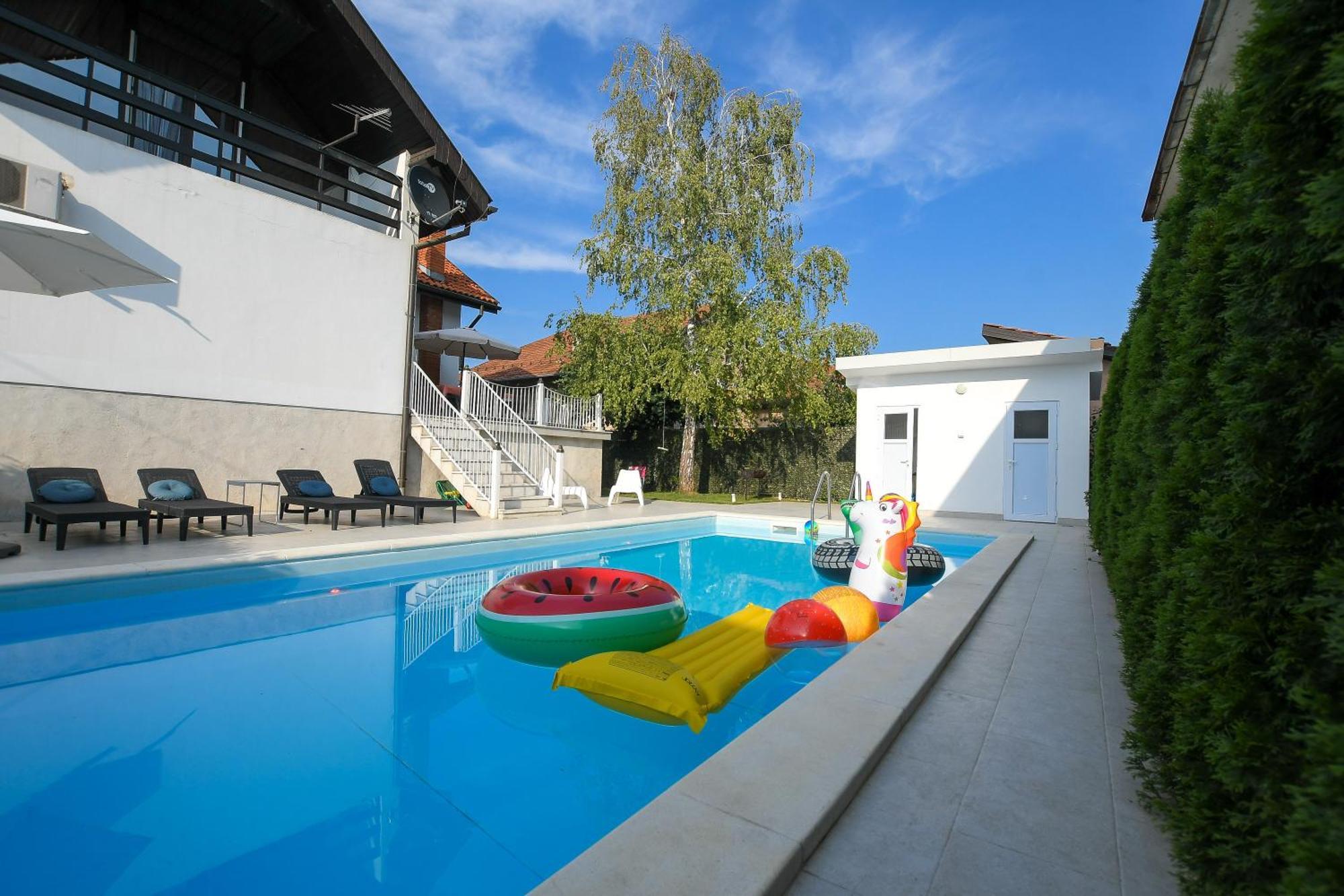 Villa Mina Kladovo, 5-Bedroom Villa With Pool For Up To 12 People Exteriér fotografie